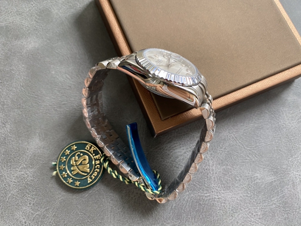 激安ロレックス内部構造